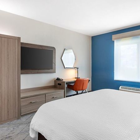 Holiday Inn Express Hotel And Suites Alice By Ihg Buitenkant foto