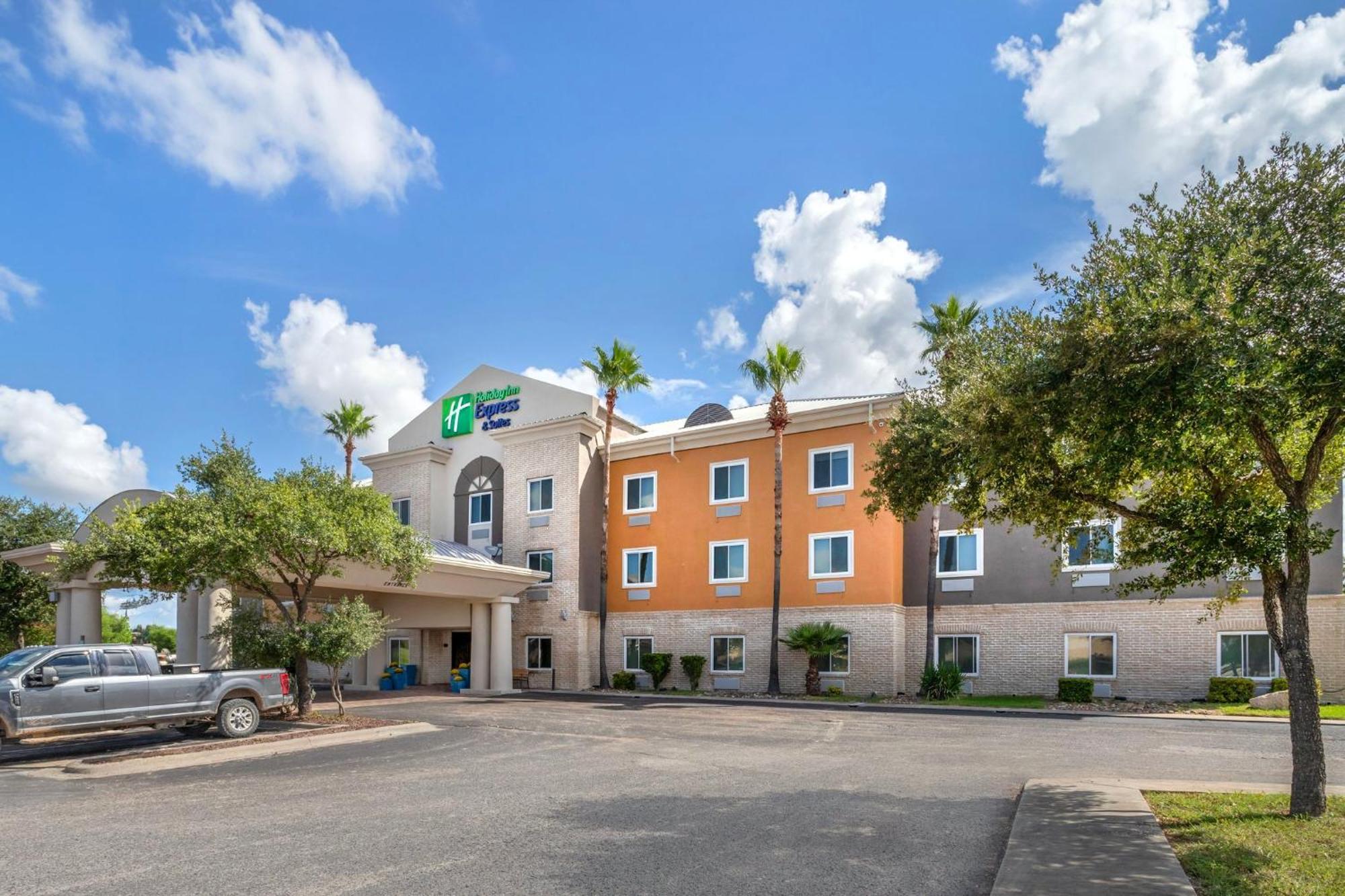 Holiday Inn Express Hotel And Suites Alice By Ihg Buitenkant foto