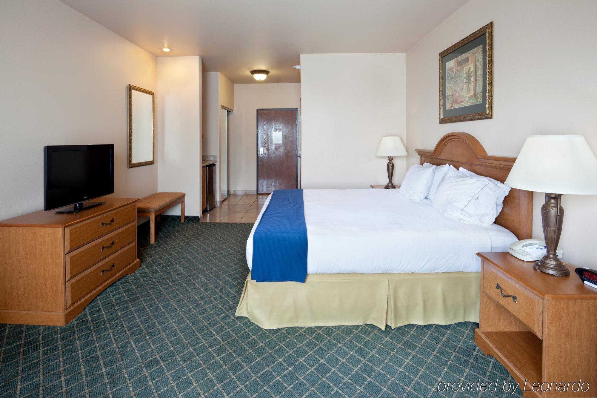 Holiday Inn Express Hotel And Suites Alice By Ihg Kamer foto