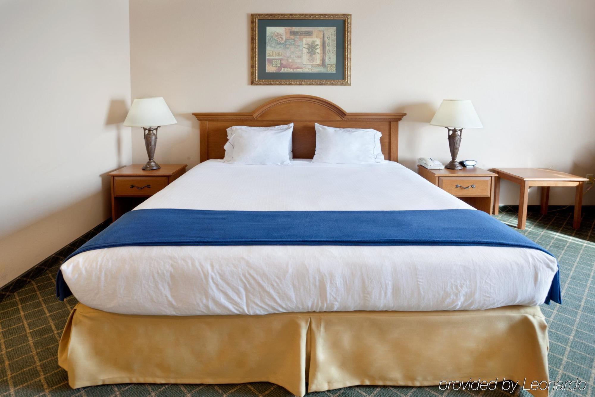 Holiday Inn Express Hotel And Suites Alice By Ihg Kamer foto