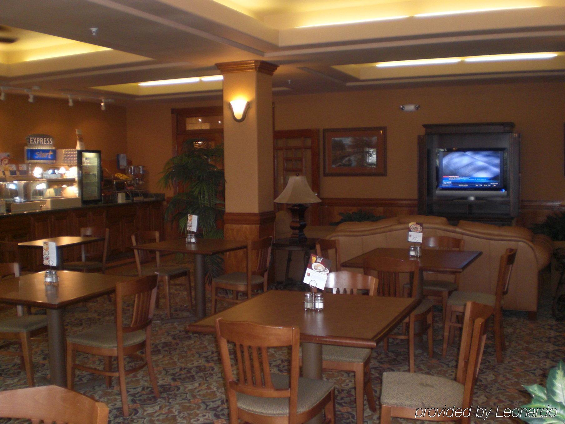 Holiday Inn Express Hotel And Suites Alice By Ihg Buitenkant foto